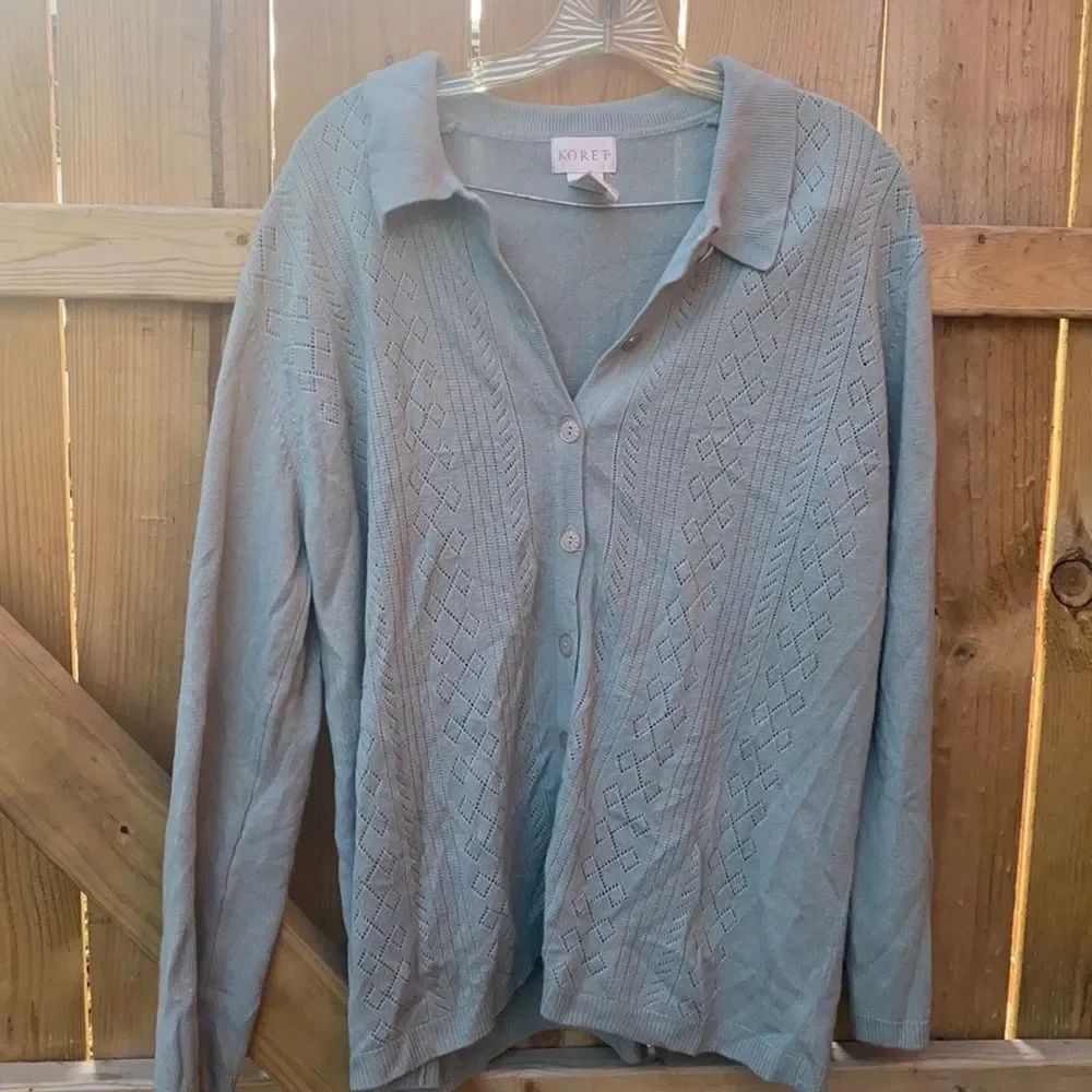 Korea button down sweater sz. L